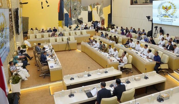 Kementerian ATR/BPN Bahas Penyelesaian Sengketa Tanah di Surabaya dengan Komisi II DPR RI